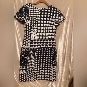 MIRTO  sheath dress with heart ❤️ print